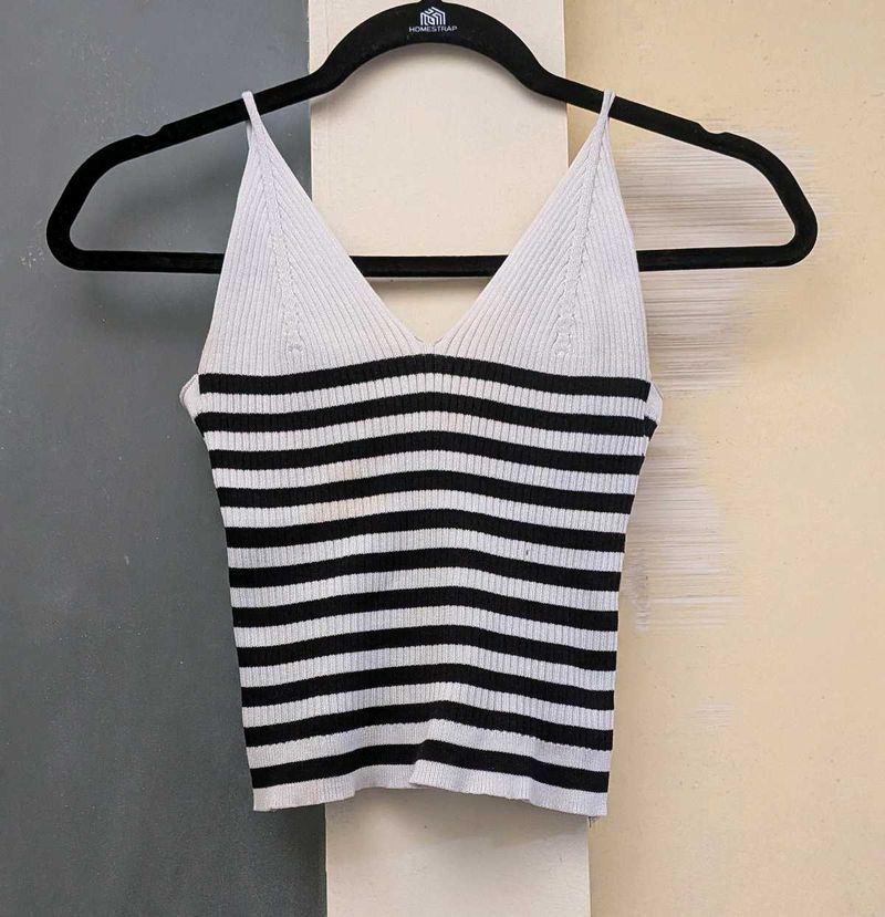 Striped V-Neck Knit Tank Top with a tie up bolero
