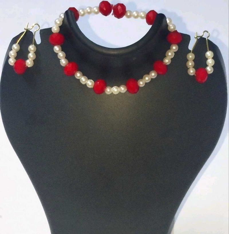 Braslate eyerring Red,Cream adjustable unique ston