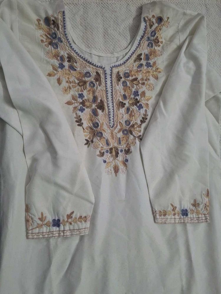 Embroidered White Kurta