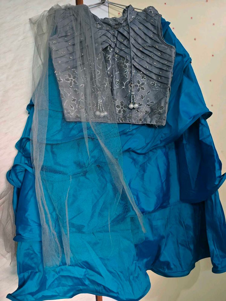Stunning Blue Choli Set 🔷