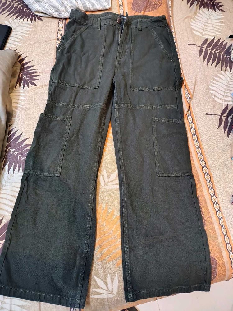 Olive Green Wide Leg Cargo Pants