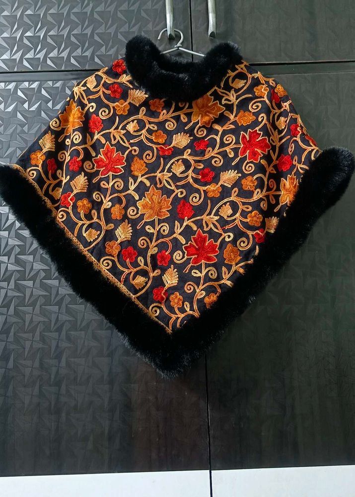 Kashmiri Embroidered Pouchi