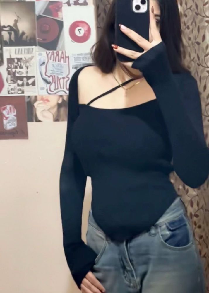 Stylish Black Long Sleeve Top