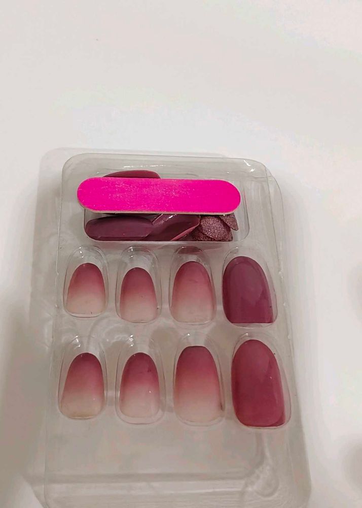 Ombre Press-On Nails with File