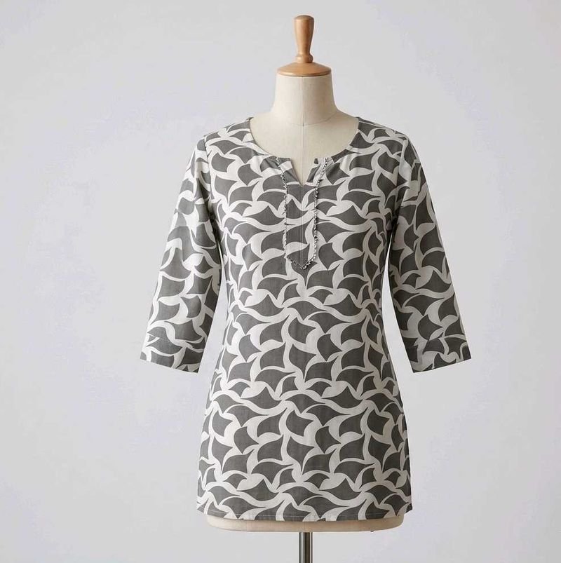 Stylish Grey &amp; White Patterned Kurta