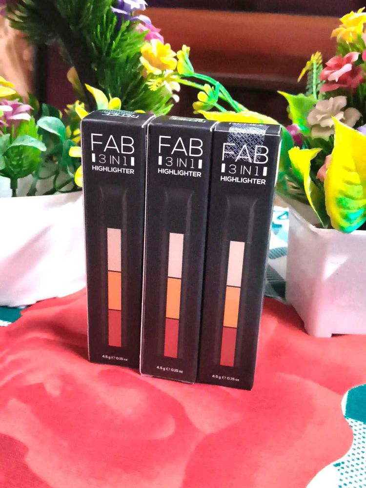Pack of 3 Renee FAB 3in1 Strobe Highlighter Stick