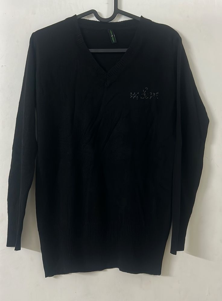 Branded Woolen Top For Women’s
