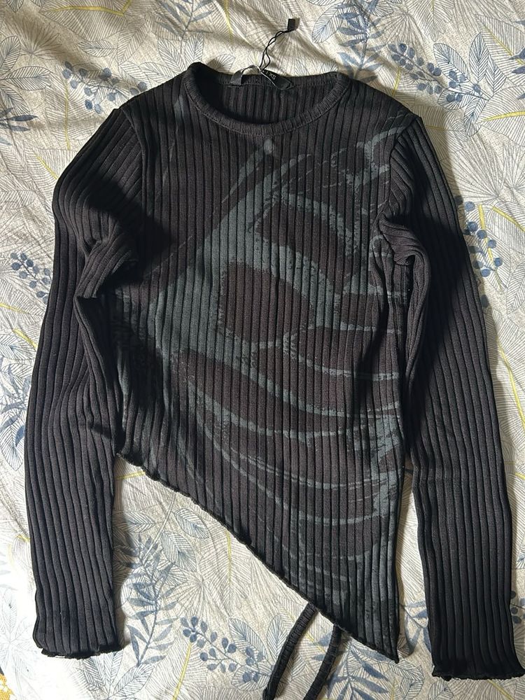 Ribbed Graphic Print Long Sleeve Top