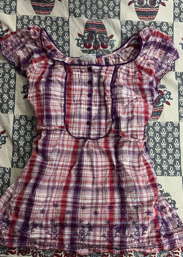 Cute Plaid Button-Up Top