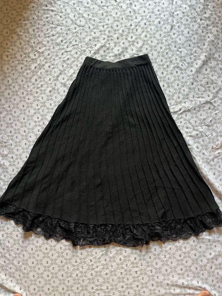 Black Skirt