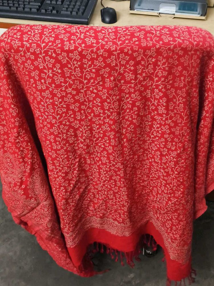 Red shawl