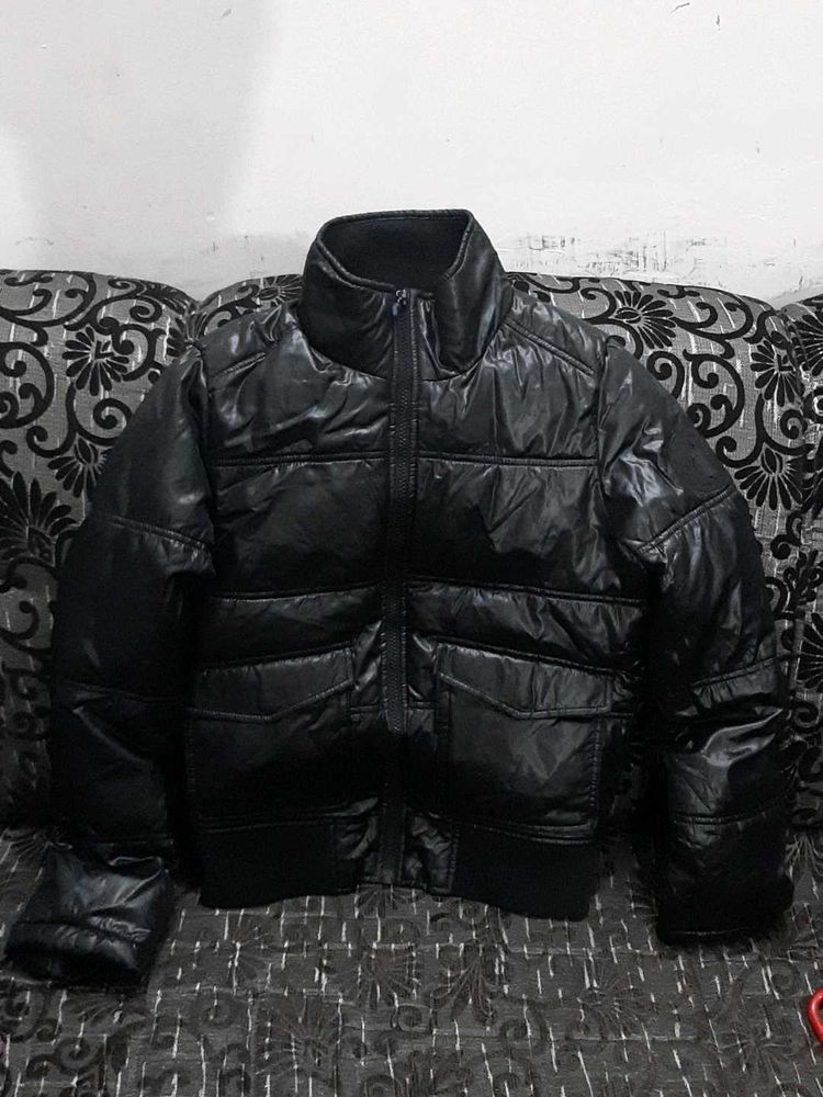 Stylish Black Puffer Jacket