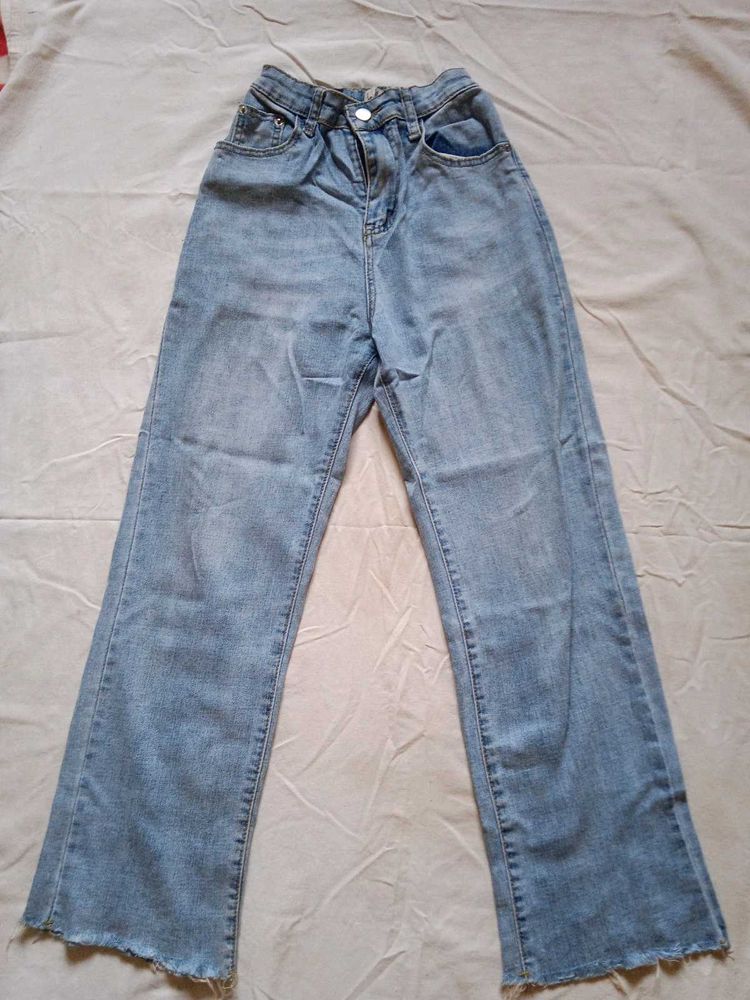 Light Wash Wide Leg Jeans