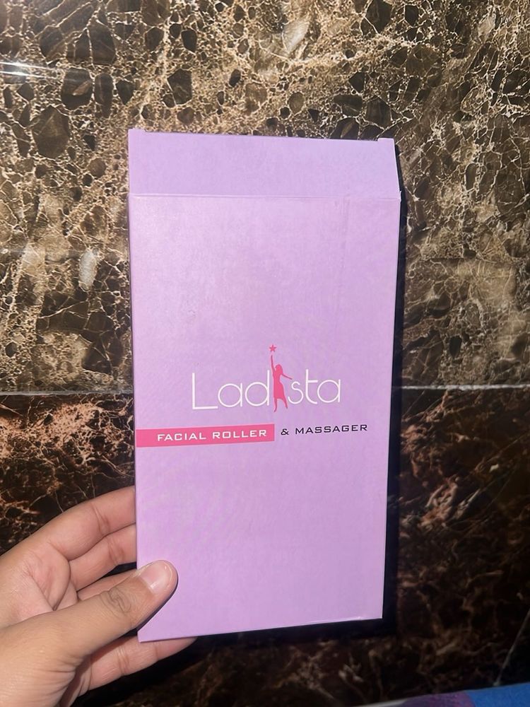 Ladista Facial Roller &amp; Massager