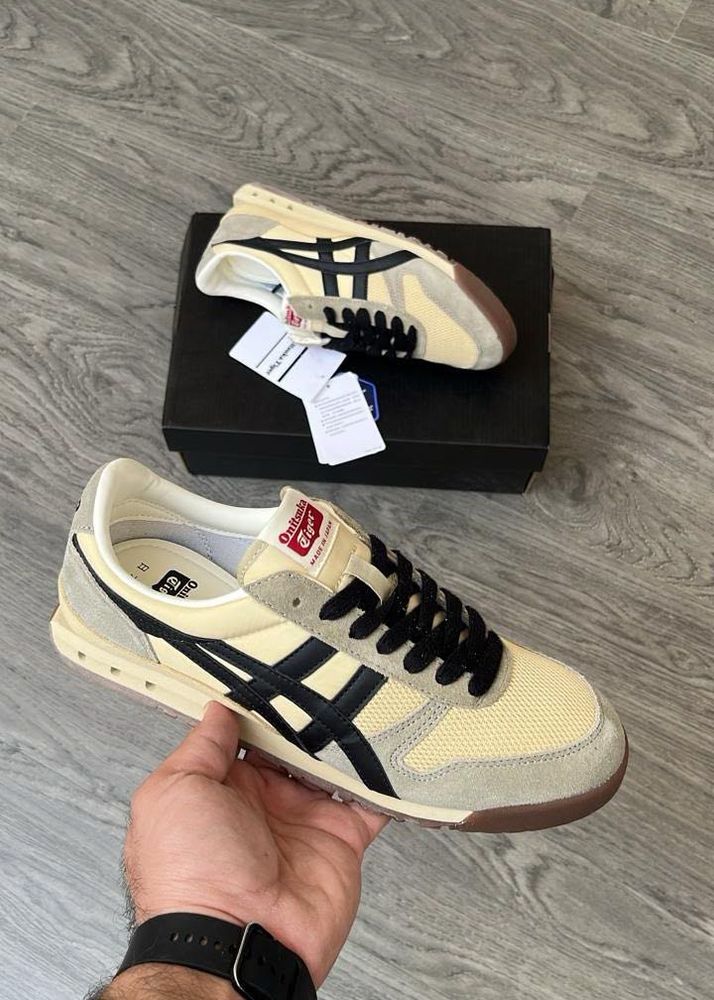Onitsuka Tiger Ultimate 81