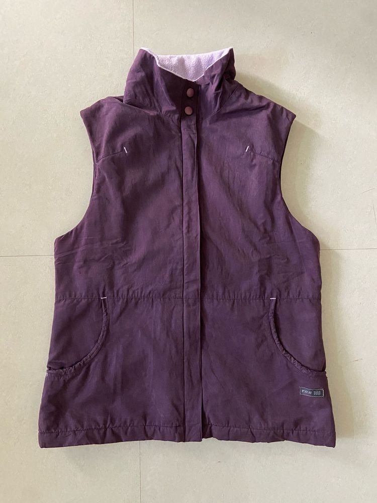 🚨Price Drop🚨Purple Sleeveless Vest Winter Wear