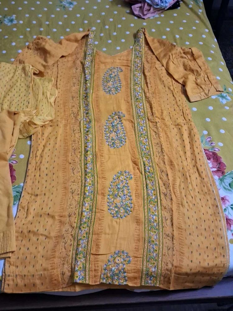 women suit set with salwar