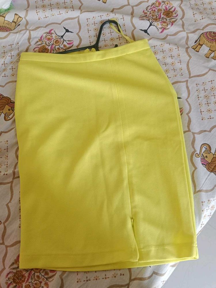 Bright Yellow Pencil Skirt