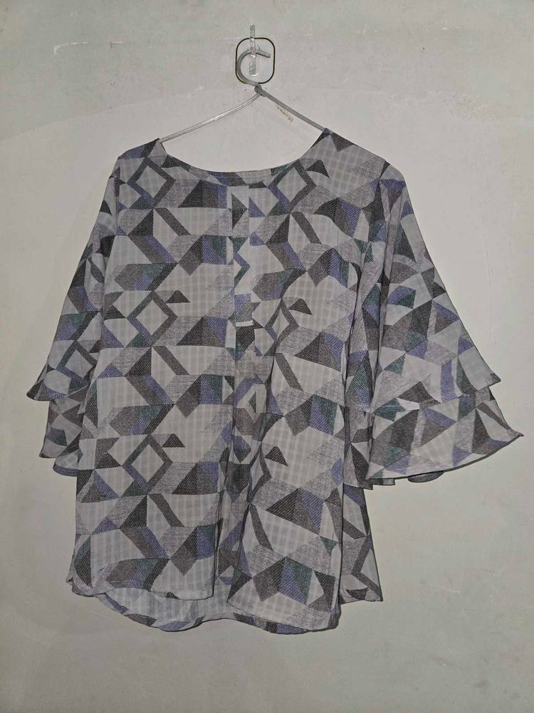 Geometric Print Bell Sleeve Top