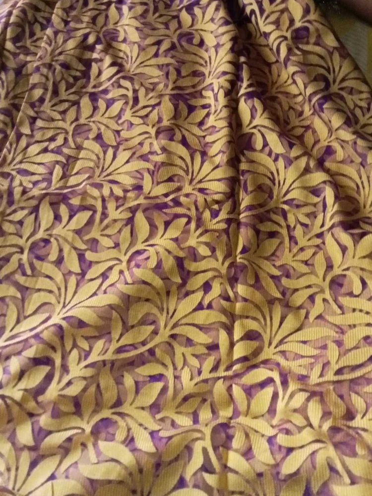 Elegant saree with Floral brasso print