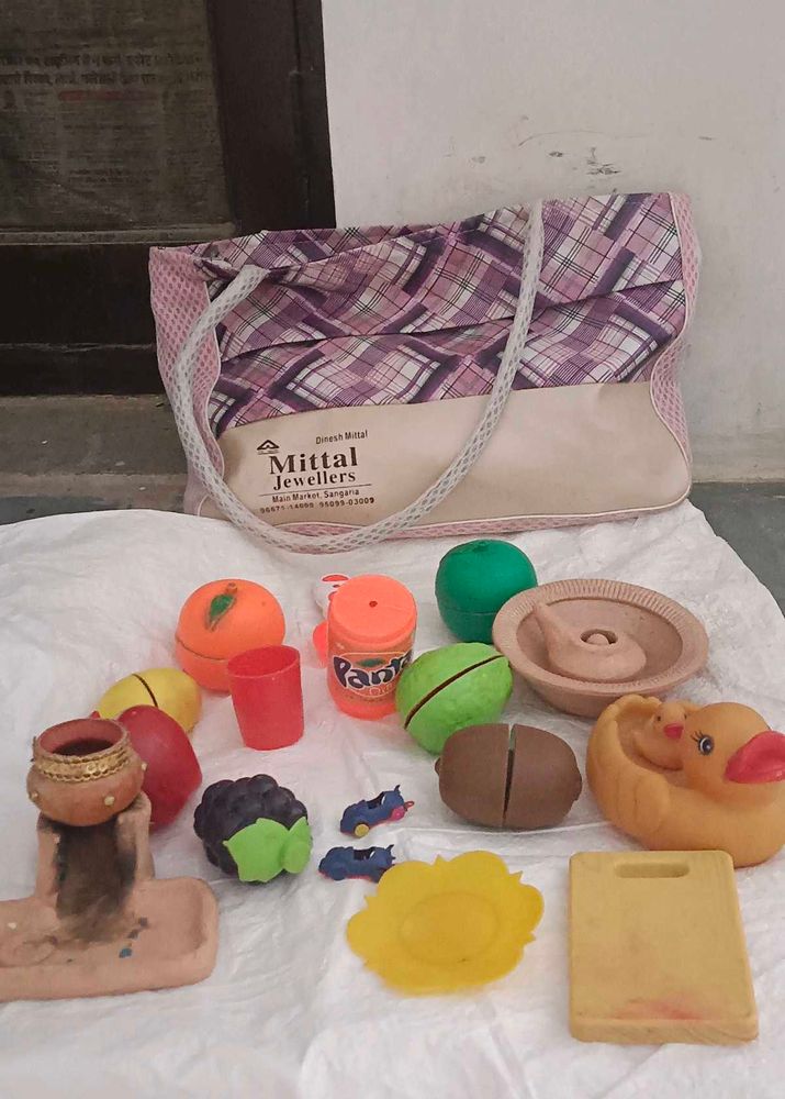 Play Kitchen Food &amp; Utensils Set and get free hand