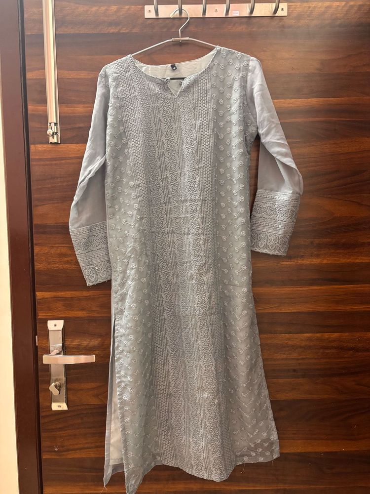Elegant Grey Chikankari Kurta