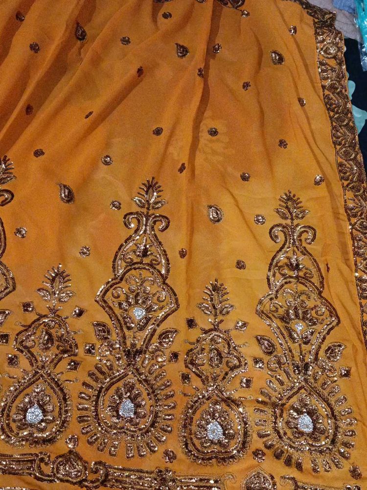 Georgette Embroidery Saree With Blouse Unstitched
