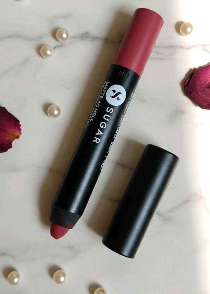SUGAR Cosmetics Matte As Hell Crayon Lipstick💄💋