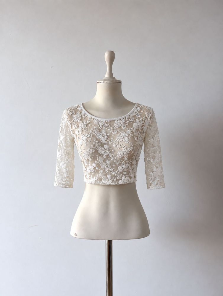 Elegant White Lace Cropped Blouse