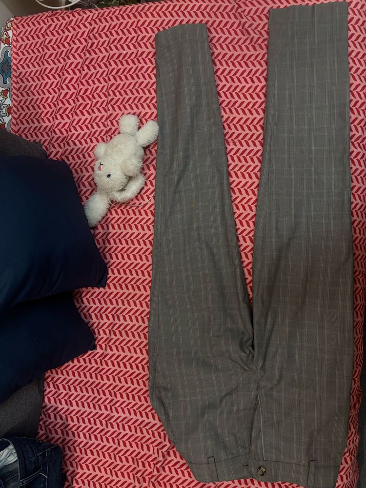 Chic Plaid Trousers