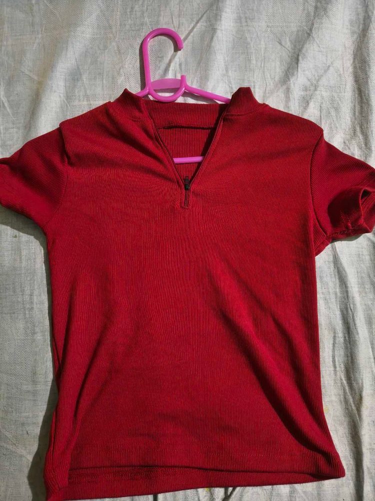 Ribbed Red Quarter-Zip Crop Top
