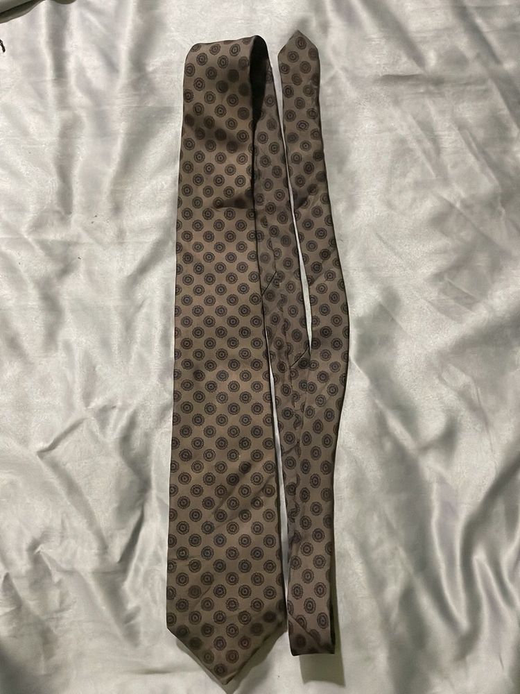 Classic Patterned Necktie