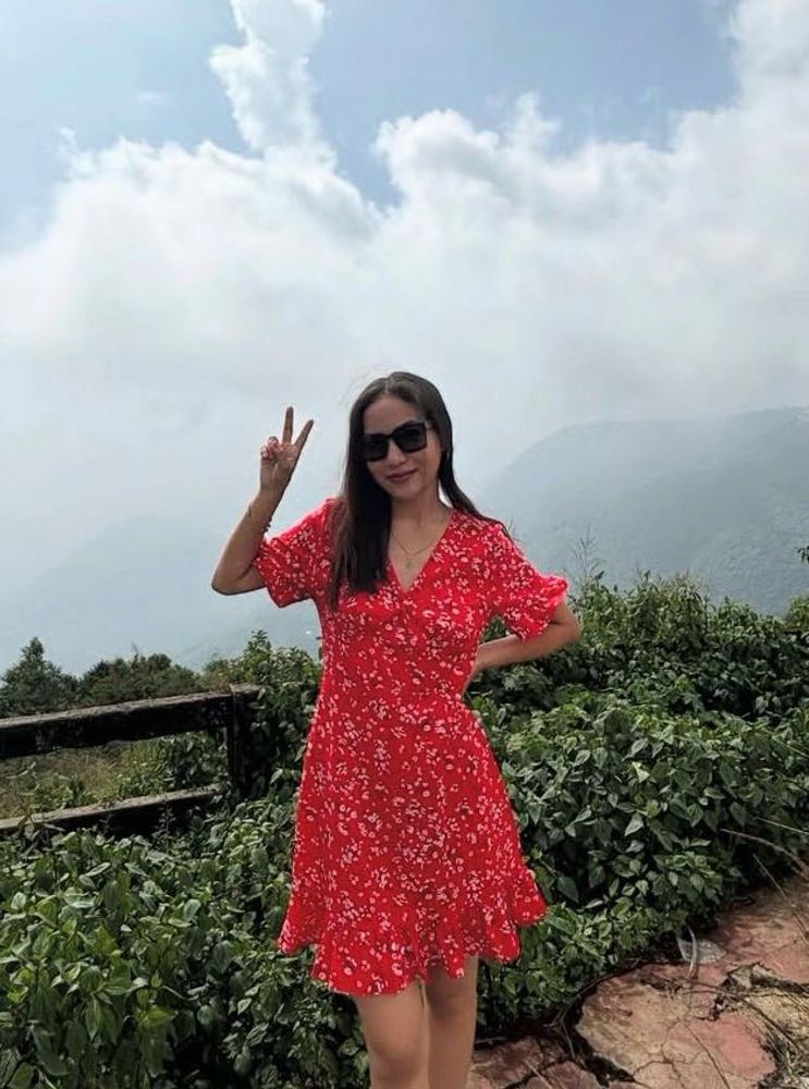 Red v neck line Floral Print Mini Dress(urbanic)