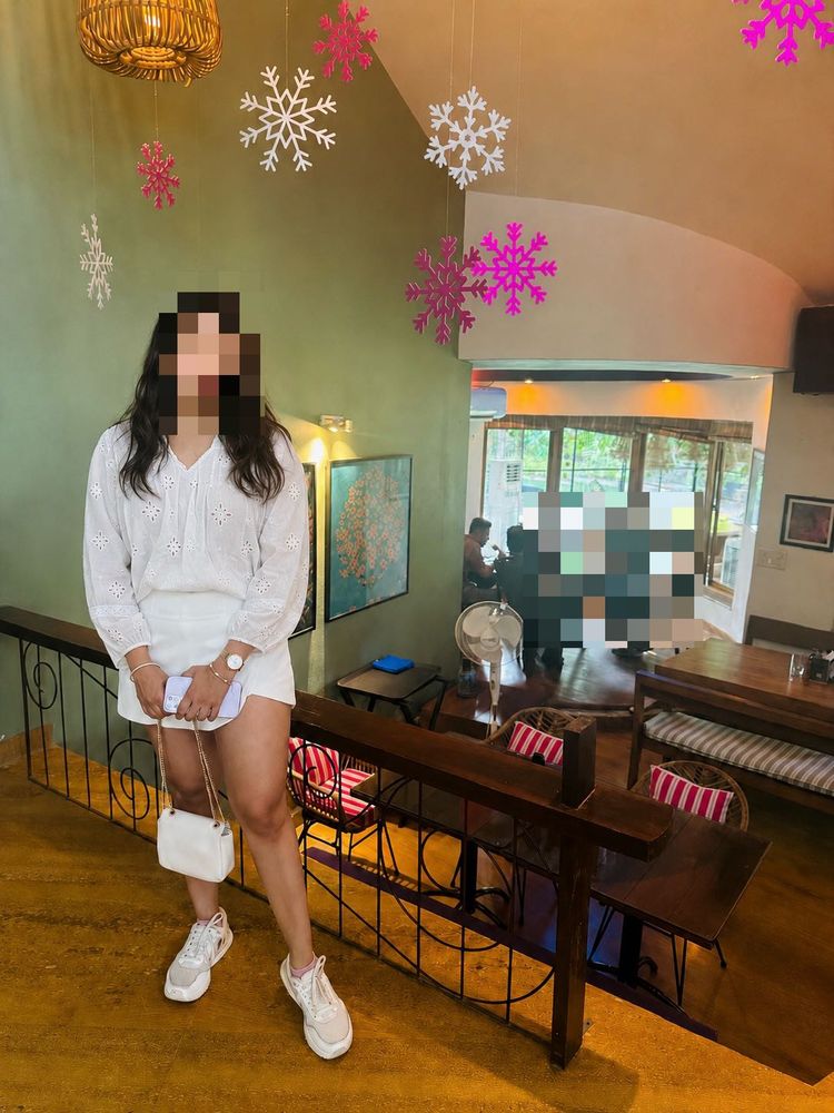 Cotton Schiffli White Top