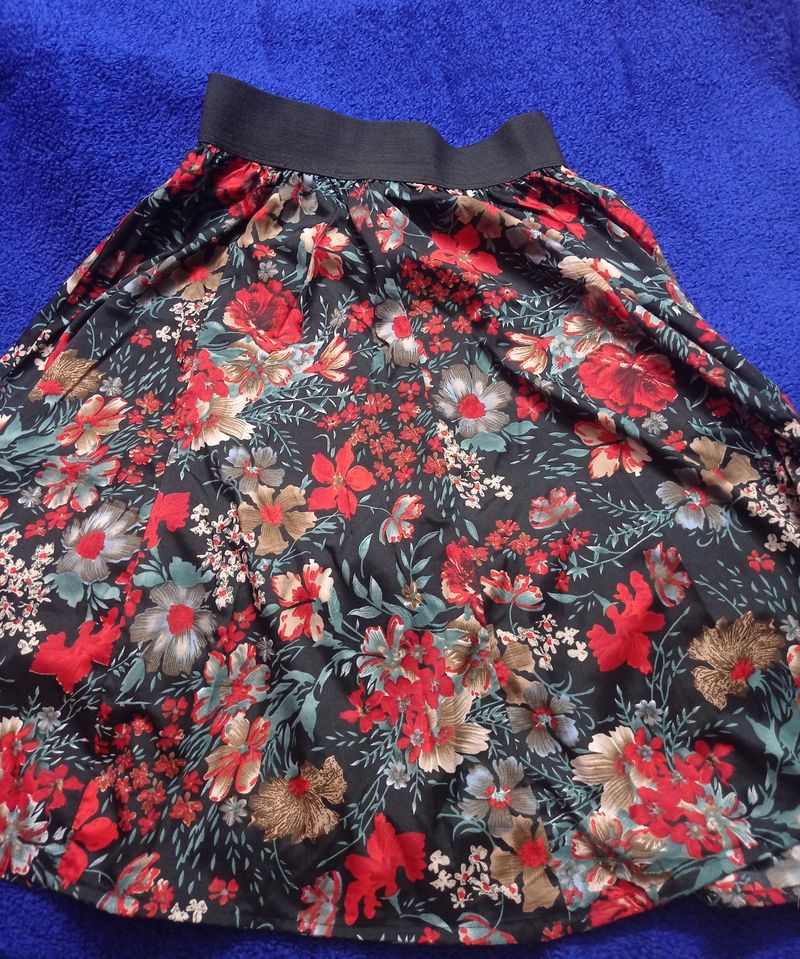 Women Skirt