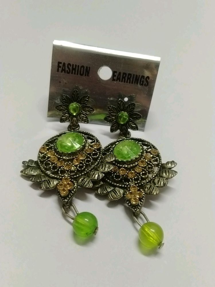Green 💚 Earings
