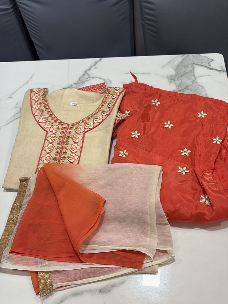 Designer Kurta Set with Dupatta lil spot on it