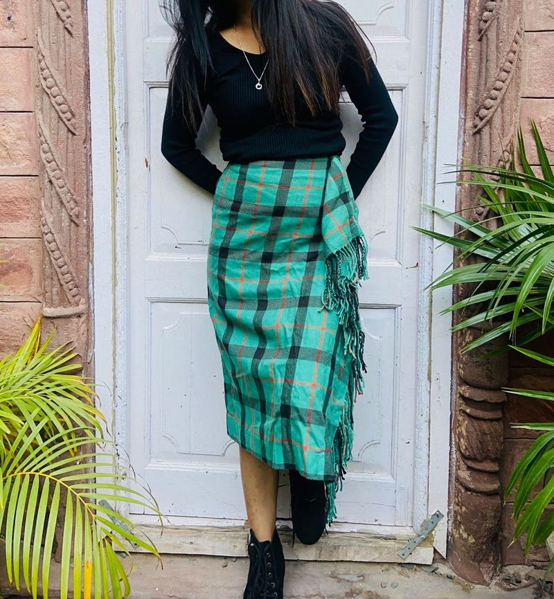 green skirt