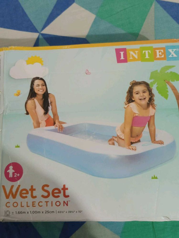 Swimming Pool Kids
