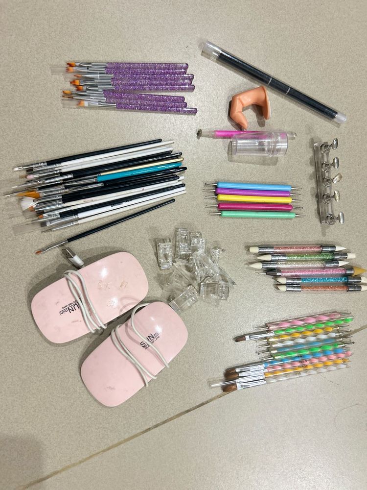 Nail Art Tool Set with Mini UV Lamp
