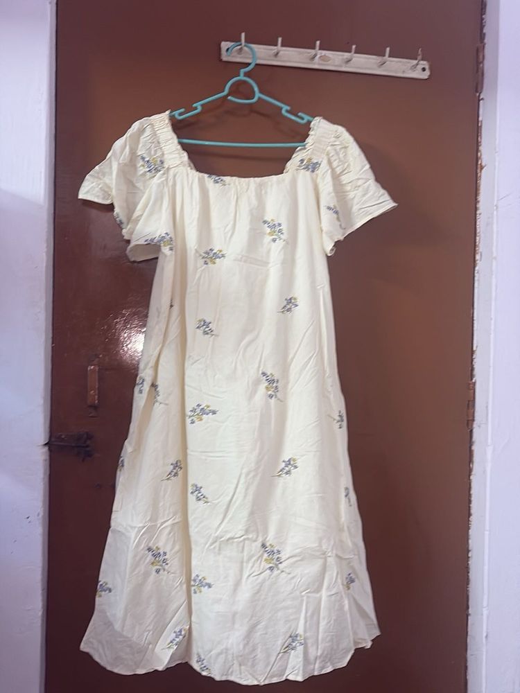 Cream Floral Print Maxi Dress