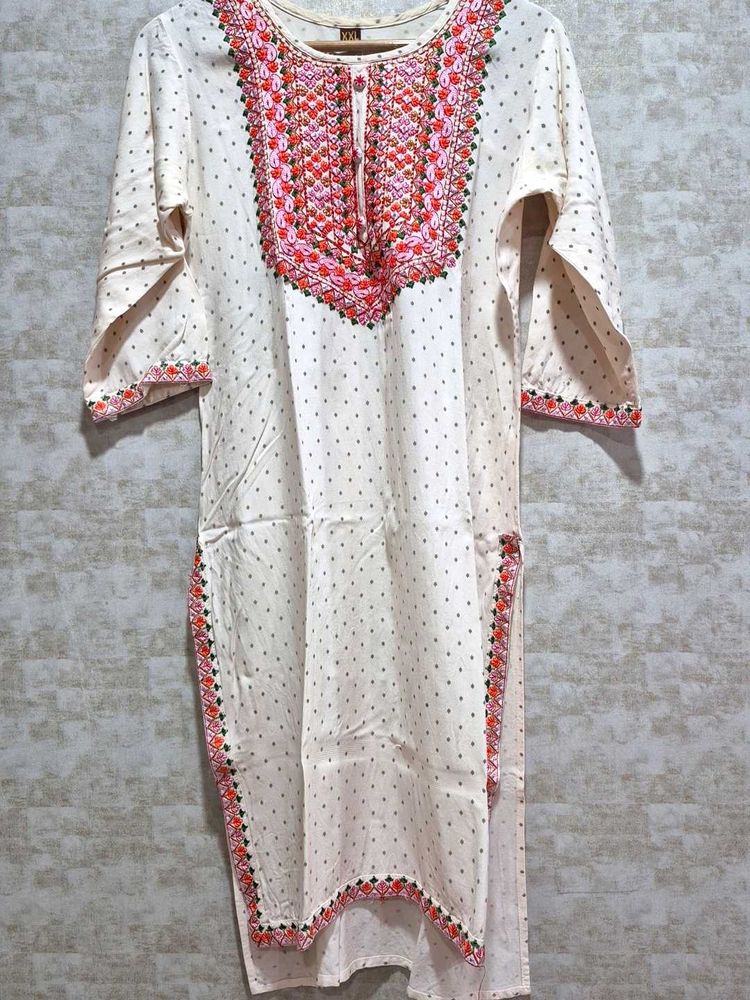 Embroidered Dotted Kurta