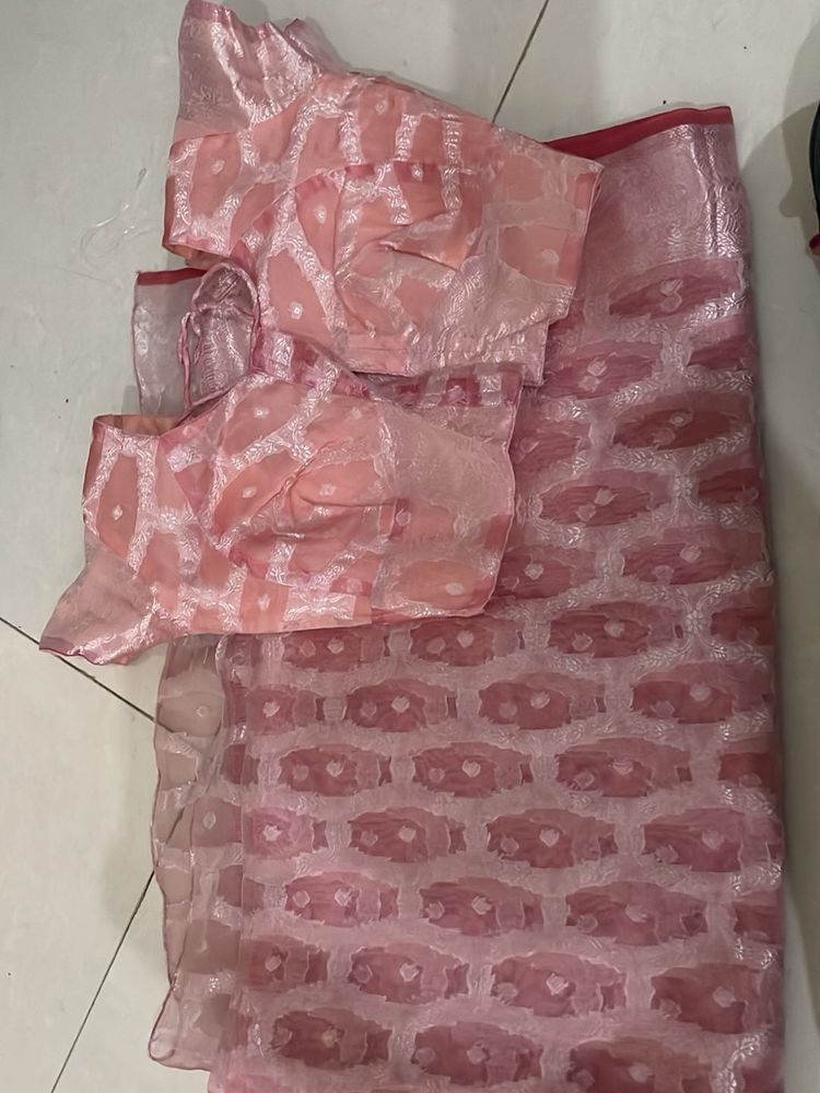 Elegant Pink Saree with Blouse