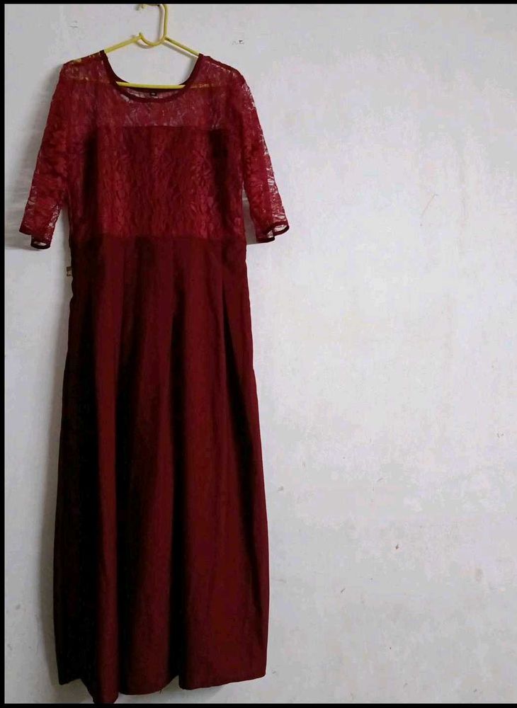 Elegant Lace Sleeve Maxi Dress