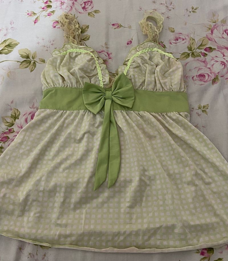 Gingham green bow top