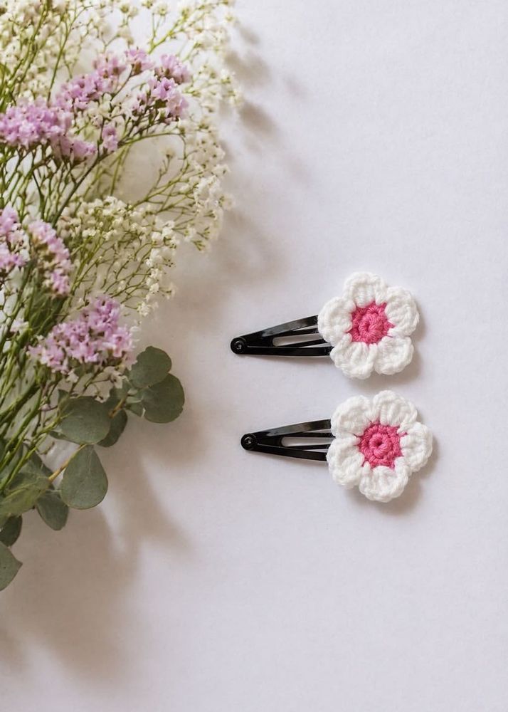 Cute Crochet Flower Hair Clips (Set of 1)