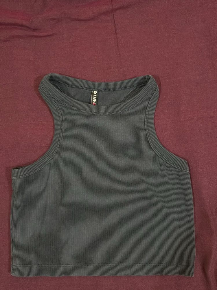 Ribbed Cropped Tank Top