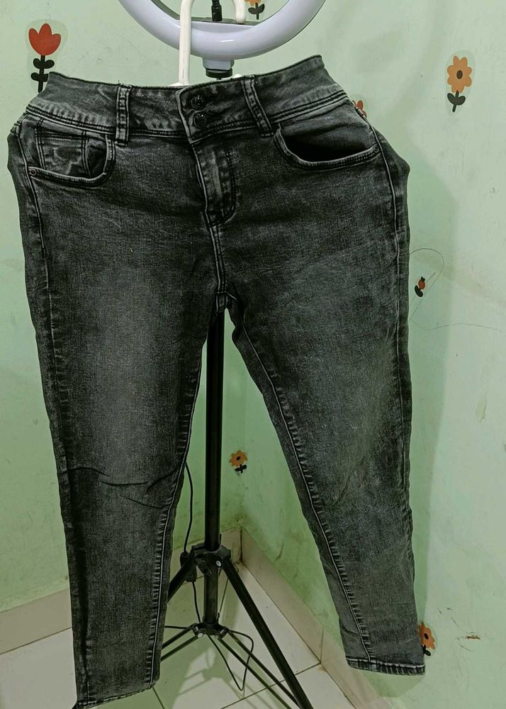 Washed Grey Skinny Fit Jeans