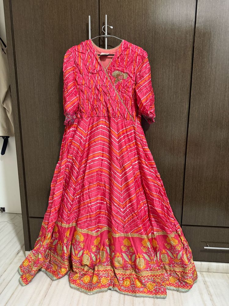 Stunning Pink gown with embroidery