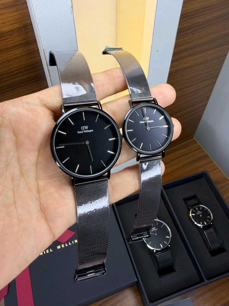 Daniel Wellington Black Mesh Watch Set